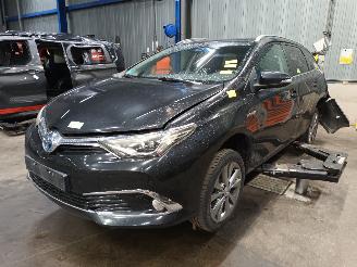 Démontage voiture Toyota Auris Auris Touring Sports (E18) Combi 1.8 16V Hybrid (2ZRFXE) [100kW]  (07-=
2013/12-2018) 2016/10