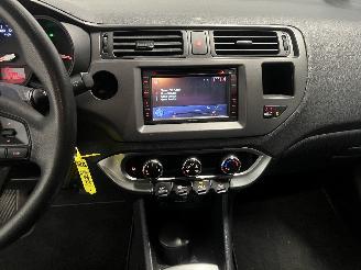 Kia Rio Rio III (UB) Hatchback 1.2 CVVT 16V (G4LA5) [63kW]  (09-2011/12-2017) picture 21