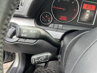 Audi A4 A4 Avant (B7) Combi 2.0 TDI 16V Quattro (BRD) [125kW]  (06-2006/06-200=
8) picture 23