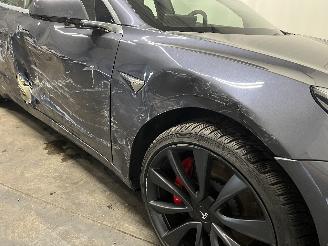 Tesla Model 3 Model 3 Sedan Long Range, Performance AWD (3D1) [340kW]  (06-2018/...)= picture 7