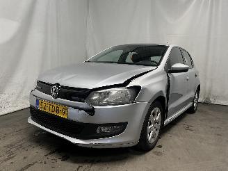 uszkodzony samochody osobowe Volkswagen Polo Polo V (6R) Hatchback 1.2 TDI 12V BlueMotion (CFWA(Euro 5)) [55kW]  (1=
0-2009/05-2014) 2012/1