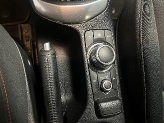 Mazda 2 2 (DJ/DL) Hatchback 1.5 SkyActiv-G 90 (P5Y8) [66kW]  (08-2014/11-2017)= picture 14