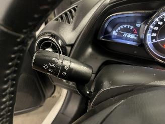 Mazda 2 2 (DJ/DL) Hatchback 1.5 SkyActiv-G 90 (P5Y8) [66kW]  (08-2014/11-2017)= picture 19