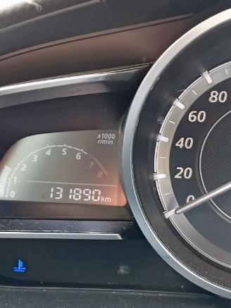 Mazda 2 2 (DJ/DL) Hatchback 1.5 SkyActiv-G 90 (P5Y8) [66kW]  (08-2014/11-2017)= picture 2
