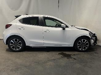 Mazda 2 2 (DJ/DL) Hatchback 1.5 SkyActiv-G 90 (P5Y8) [66kW]  (08-2014/11-2017)= picture 7