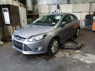 Purkuautot passenger cars Ford Focus Focus 3 Hatchback 1.0 Ti-VCT EcoBoost 12V 100 (M2DA(Euro 5)) [74kW]  (=
02-2012/05-2018) 2012/6