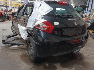 Peugeot 208 208 I (CA/CC/CK/CL) Hatchback 1.2 Vti 12V PureTech 82 (EB2F(HMZ)) [60k=
W]  (03-2012/12-2019) picture 4