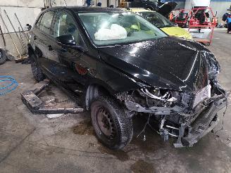 Volkswagen Polo Polo VI (AW1) Hatchback 5-drs 1.6 TDI 16V 95 (DGTD) [70kW]  (11-2017/0=
2-2021) picture 2