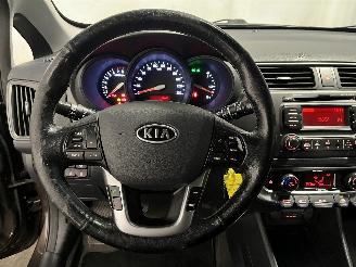 Kia Rio Rio III (UB) Hatchback 1.2 CVVT 16V (G4LA5) [63kW]  (09-2011/12-2017) picture 13