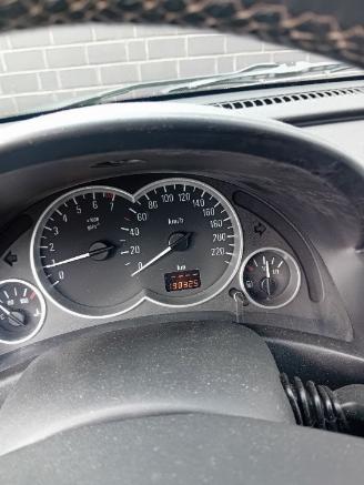 Opel Combo Combo Tour (Corsa C) MPV 1.6 (Z16SE) [64kW]  (10-2001/09-2006) picture 2