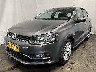 krockskadad bil auto Volkswagen Polo Polo V (6R) Hatchback 1.4 TDI 12V 90 (CUSB(Euro 6)) [66kW]  (02-2014/1=
0-2017) 2016/10
