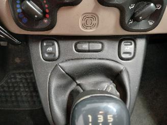 Fiat Panda Panda (312) Hatchback 0.9 TwinAir Turbo 85 (312.A.2000) [63kW]  (02-20=
12/...) picture 20