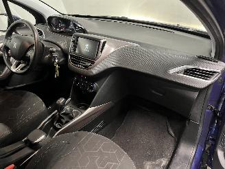 Peugeot 2008 2008 (CU) MPV 1.2 Vti 12V PureTech 82 (EB2F(HMZ)) [60kW]  (03-2013/12-=
2018) picture 8