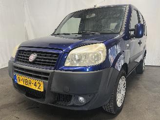 krockskadad bil auto Fiat Doblo Doblo Cargo (223) Van 1.3 D 16V Multijet DPF (223.A.9000) [62kW]  (08-=
2006/12-2010) 2009/5