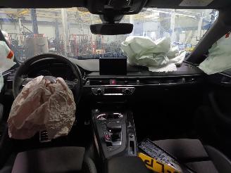 Audi A4 A4 Avant (B9) Combi 2.0 TFSI 16V (CVKB) [140kW]  (08-2015/...) picture 5