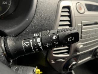 Hyundai I-20 i20 Hatchback 1.2i 16V (G4LA) [57kW]  (09-2008/12-2012) picture 19