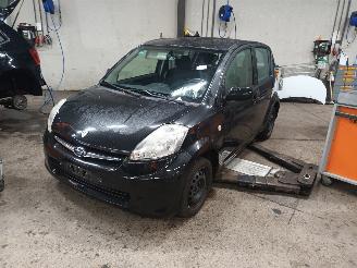 demontáž osobní automobily Subaru Justy Justy (M3) Hatchback 5-drs 1.0 12V DVVT (1KR-FE) [51kW]  (01-2007/03-2=
011) 2010/3