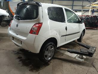 Renault Twingo Twingo II (CN) Hatchback 3-drs 1.2 16V (D4F-764(D4F-E7)) [55kW]  (03-2=
007/09-2014) picture 3