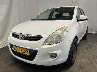 Unfallwagen Hyundai I-20 i20 Hatchback 1.2i 16V (G4LA) [57kW]  (09-2008/12-2012) 2011/2