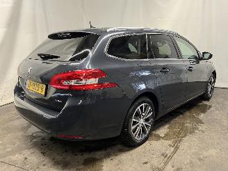 Peugeot 308 308 SW (L4/L9/LC/LJ/LR) Combi 5-drs 1.2 12V e-THP PureTech 130 (EB2DTS=
(HNY)) [96kW]  (03-2014/06-2021) picture 5
