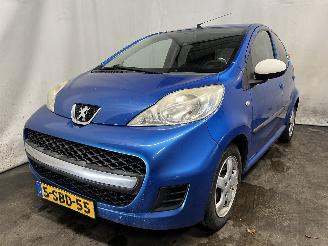 skadebil auto Peugeot 107 107 Hatchback 1.0 12V (384F(1KR)) [50kW]  (06-2005/05-2014) 2011/9