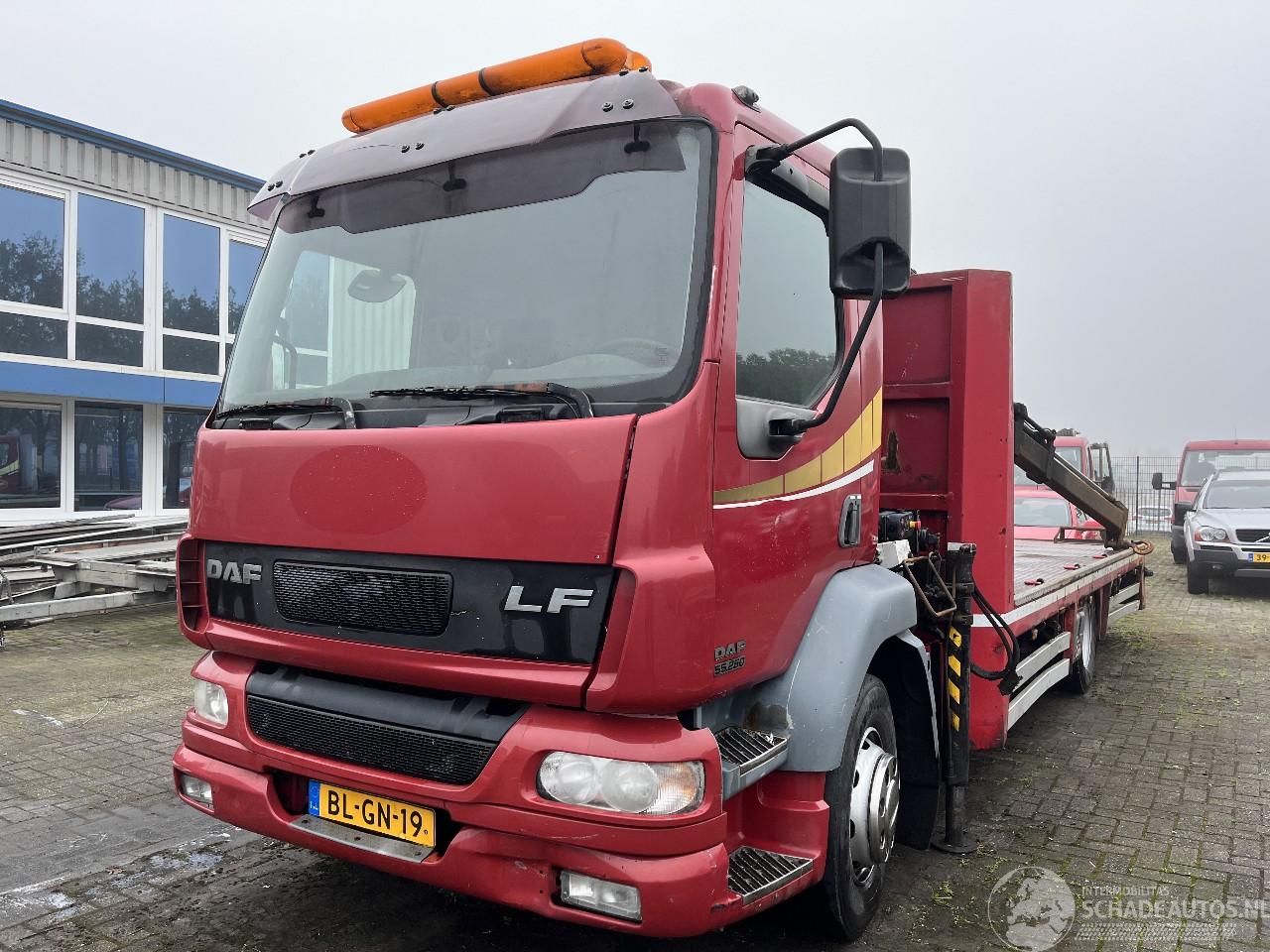 DAF LF 55 HIAB Kraan