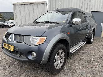 Tweedehands auto Mitsubishi L-200 L-200 (KA/KB) Pick-up 2.5 DI-D 4x4 (4D56T/C(DOHC 16V)) [100kW]  (11-20=
05/12-2015) 2006/11