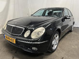 Coche accidentado Mercedes E-klasse E (W211) Sedan 2.2 E-220 CDI 16V (OM646.961) [110kW]  (03-2002/12-2008=
) 2004/6