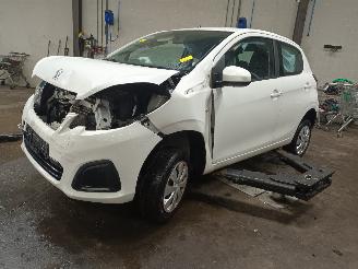 Uttjänta bilar auto Peugeot 108 108 Hatchback 1.0 12V (1KRFE(CFB)) [51kW]  (05-2014/...) 2015/11