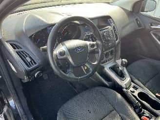 Ford Focus Focus 3 Wagon Combi 1.6 TDCi ECOnetic (NGDB) [77kW]  (05-2012/05-2018)= picture 14