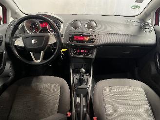 Seat Ibiza Ibiza IV (6J5) Hatchback 5-drs 1.6 TDI 105 (CLNA) [77kW]  (05-2009/05-=
2015) picture 17