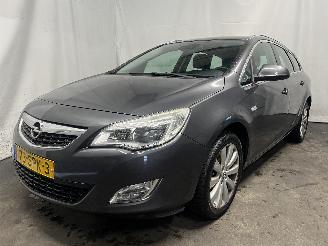 Schadeauto Opel Astra Astra J Sports Tourer (PD8/PE8/PF8) Combi 1.4 16V ecoFLEX (A14XER(Euro=
 5)) [74kW]  (10-2010/10-2015) 2011/11