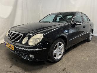 Mercedes E-klasse E (W211) Sedan 2.2 E-220 CDI 16V (OM646.961) [110kW]  (03-2002/12-2008=
) picture 3