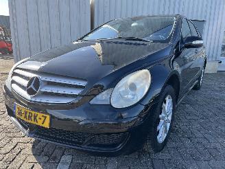 krockskadad bil auto Mercedes R-klasse R (W251) MPV 3.5 350 V6 24V 4-Matic (M272.967) [200kW]  (08-2005/12-20=
12) 2006/5