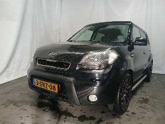 Vaurioauto  passenger cars Kia Soul Soul I (AM) MPV 1.6 CRDi 16V (D4FB) [94kW]  (02-2009/03-2014) 2009/2