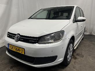 Unfallwagen Volkswagen Touran Touran (1T3) MPV 2.0 TDI 16V 140 (CFHC) [103kW]  (05-2010/05-2015) 2015/9