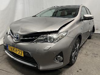 Damaged car Toyota Auris Auris Touring Sports (E18) Combi 1.8 16V Hybrid (2ZRFXE) [100kW]  (07-=
2013/12-2018) 2014/8