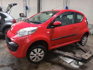 Uttjänta bilar auto Citroën C1 C1 Hatchback 1.0 12V (384F(CFA)) [50kW]  (06-2005/09-2014) 2005/10