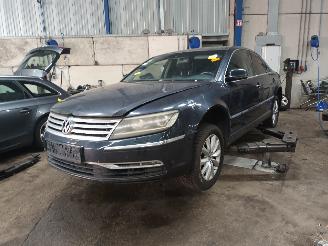 Sloopauto Volkswagen Phaeton Phaeton (3D) Sedan 3.0 V6 TDI 24V 4Motion (CEXA) [176kW]  (06-2008/03-=
2016) 2010