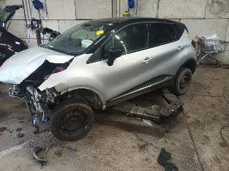 Uttjänta bilar auto Renault Captur Captur I (2R) SUV 0.9 Energy TCE 12V (H4B-B4) [66kW]  (03-2015/...) 2012/10