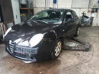 Vrakbiler auto Alfa Romeo MiTo MiTo (955) Hatchback 1.4 16V (199.A.6000) [70kW]  (09-2008/08-2013) 2009/7
