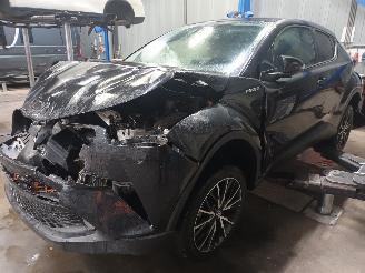Uttjänta bilar auto Toyota C-HR C-HR (X1,X5) SUV 1.8 16V Hybrid (2ZRFXE) [90kW]  (10-2016/...) 2018/8