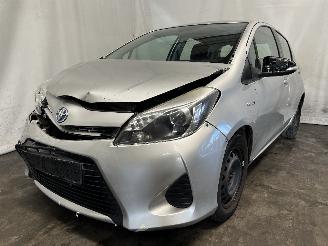 Avarii autoturisme Toyota Yaris Yaris III (P13) Hatchback 1.5 16V Hybrid (1NZ-FXE) [74kW]  (03-2012/09=
-2020) 2012/11