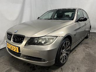 krockskadad bil auto BMW 3-serie 3 serie (E90) Sedan 320i 16V (N43-B20A) [125kW]  (09-2007/10-2011) 2008/8