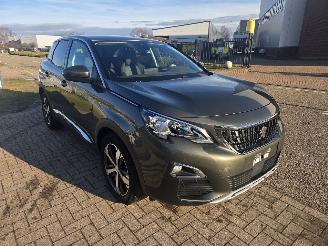 Peugeot 3008 Allure 1.2 automaat picture 3