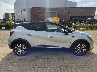 Renault Captur 1.3 TCE Iconic picture 4