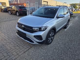 krockskadad bil auto Volkswagen T-Cross 1.0 DSG Life 2025/9