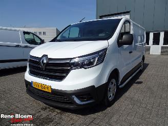 Vaurioauto  commercial vehicles Renault Trafic 2.0 DCI L2H1 Work Edition 110pk 2023/6