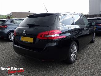 Damaged car Peugeot 308 SW 1.2 PureTech Premium 131pk 2018/6