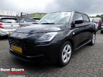 krockskadad bil auto Suzuki Swift 1.2 Select Smart Hybrid 2025/2